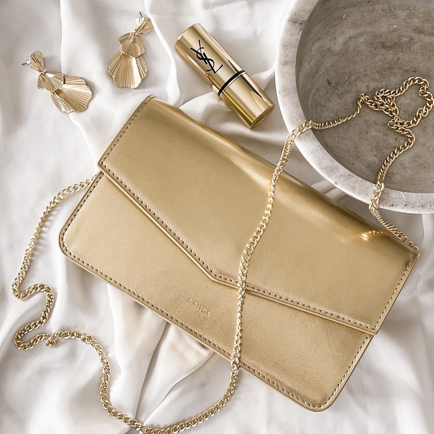 TILIA CLUTCH OR CROSSBODY GOLD - LANDA