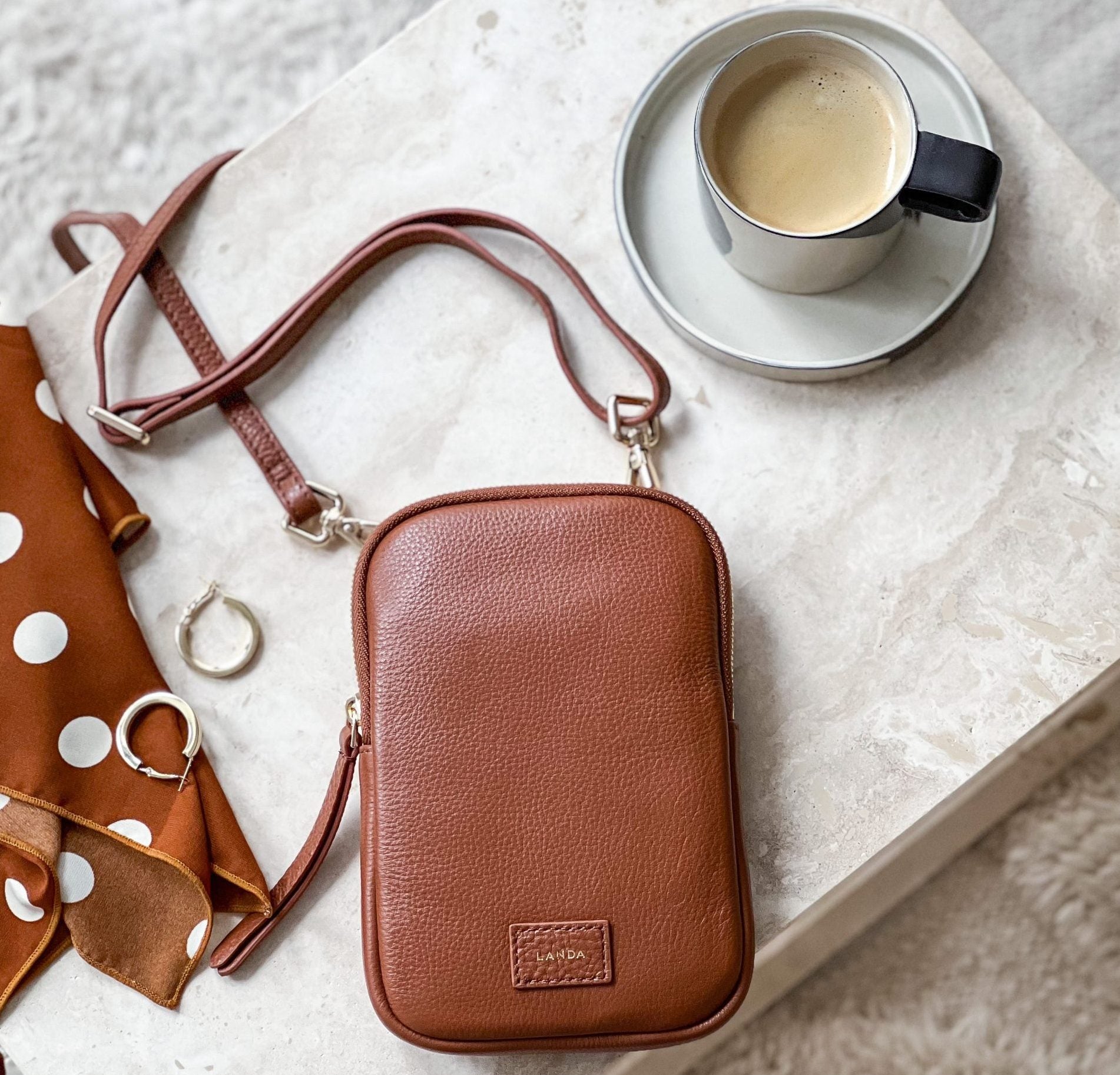 CASSIA PHONE BAG TAN - LANDA