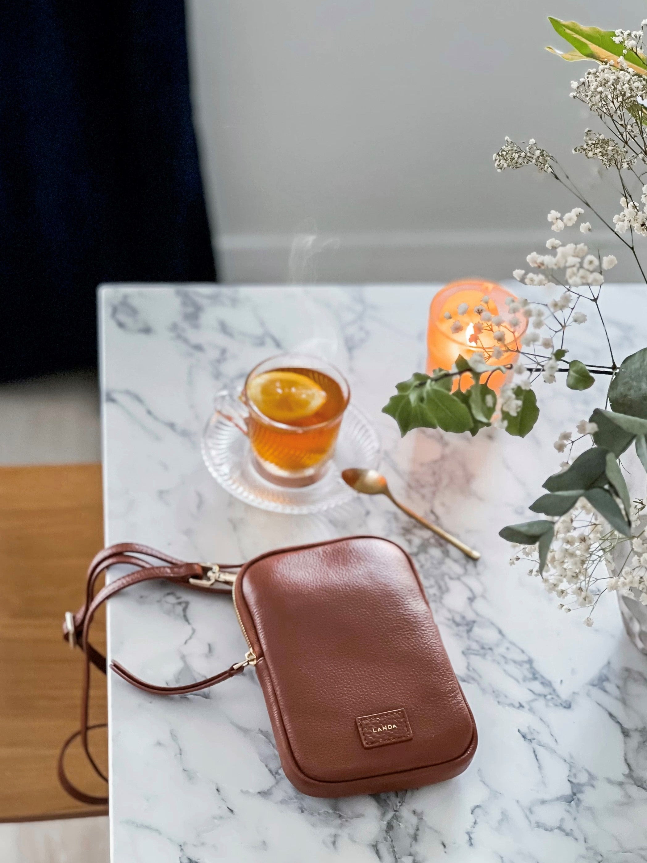 CASSIA PHONE BAG TAN - LANDA