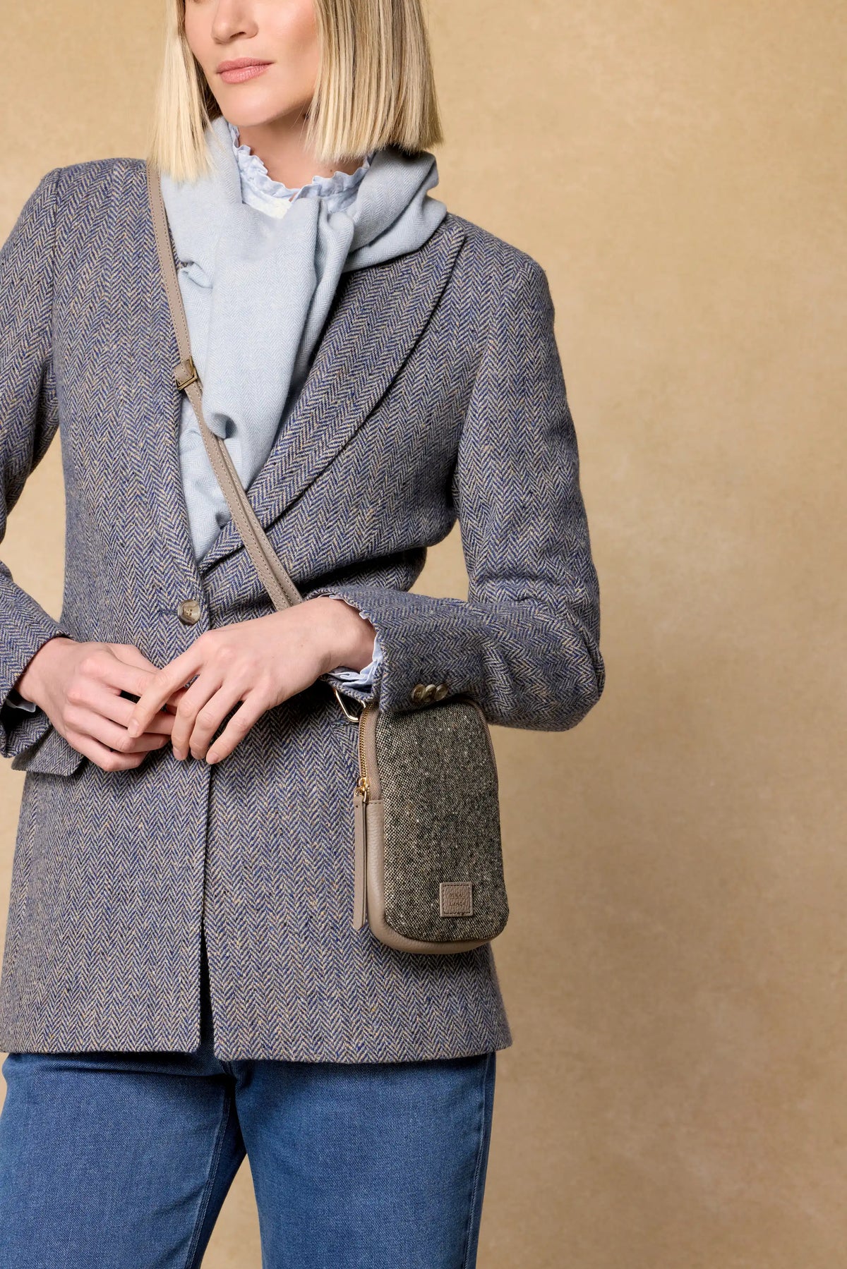 CASSIA Phone Bag Taupe | MAGEE 1866 x LANDA