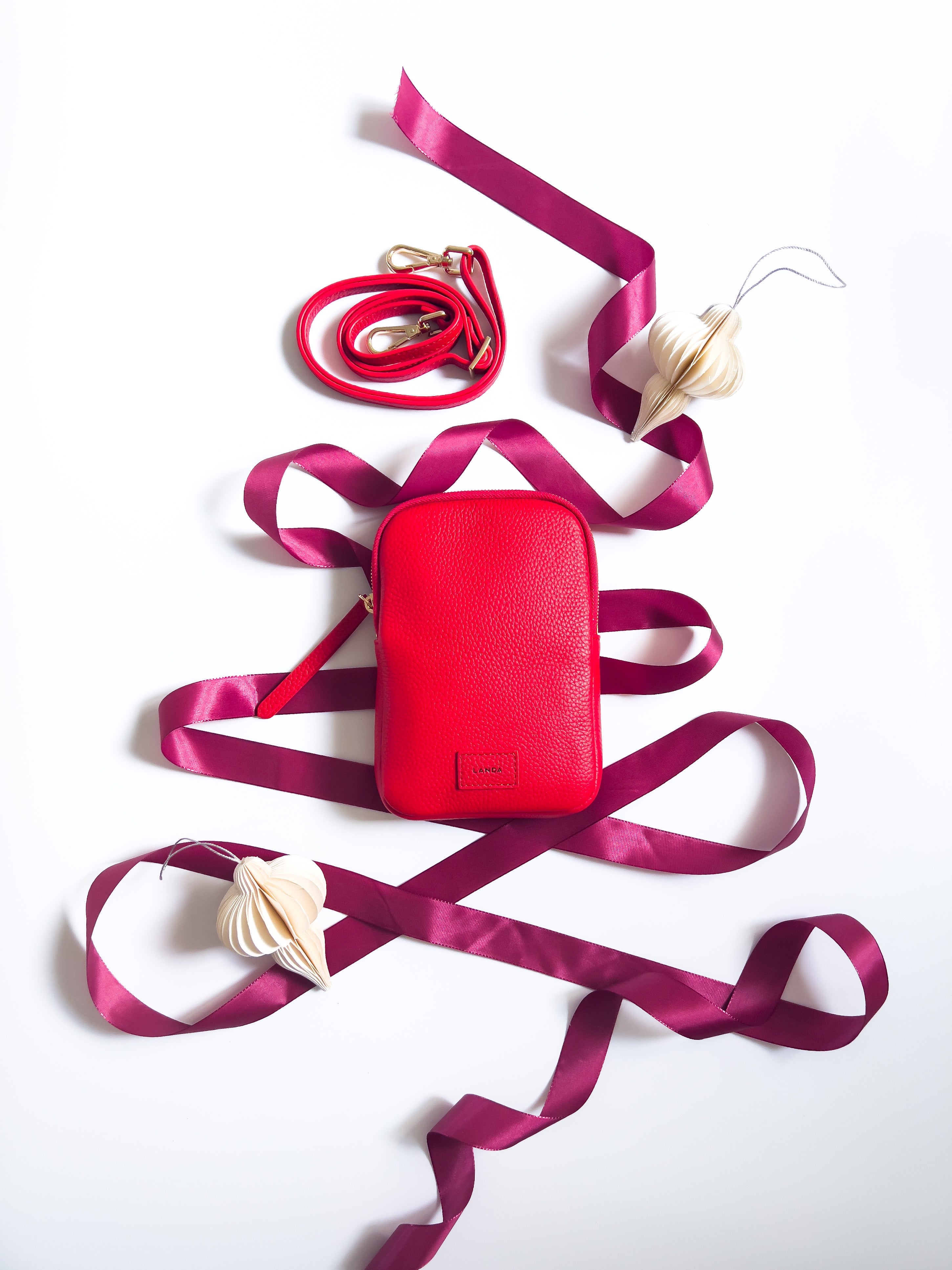 CASSIA PHONE BAG RED - LANDA
