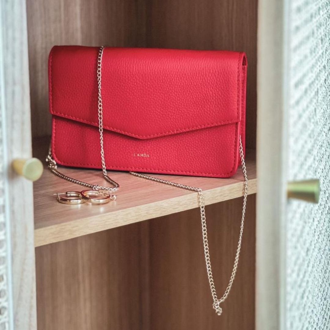 TILIA CLUTCH OR CROSSBODY RED - LANDA