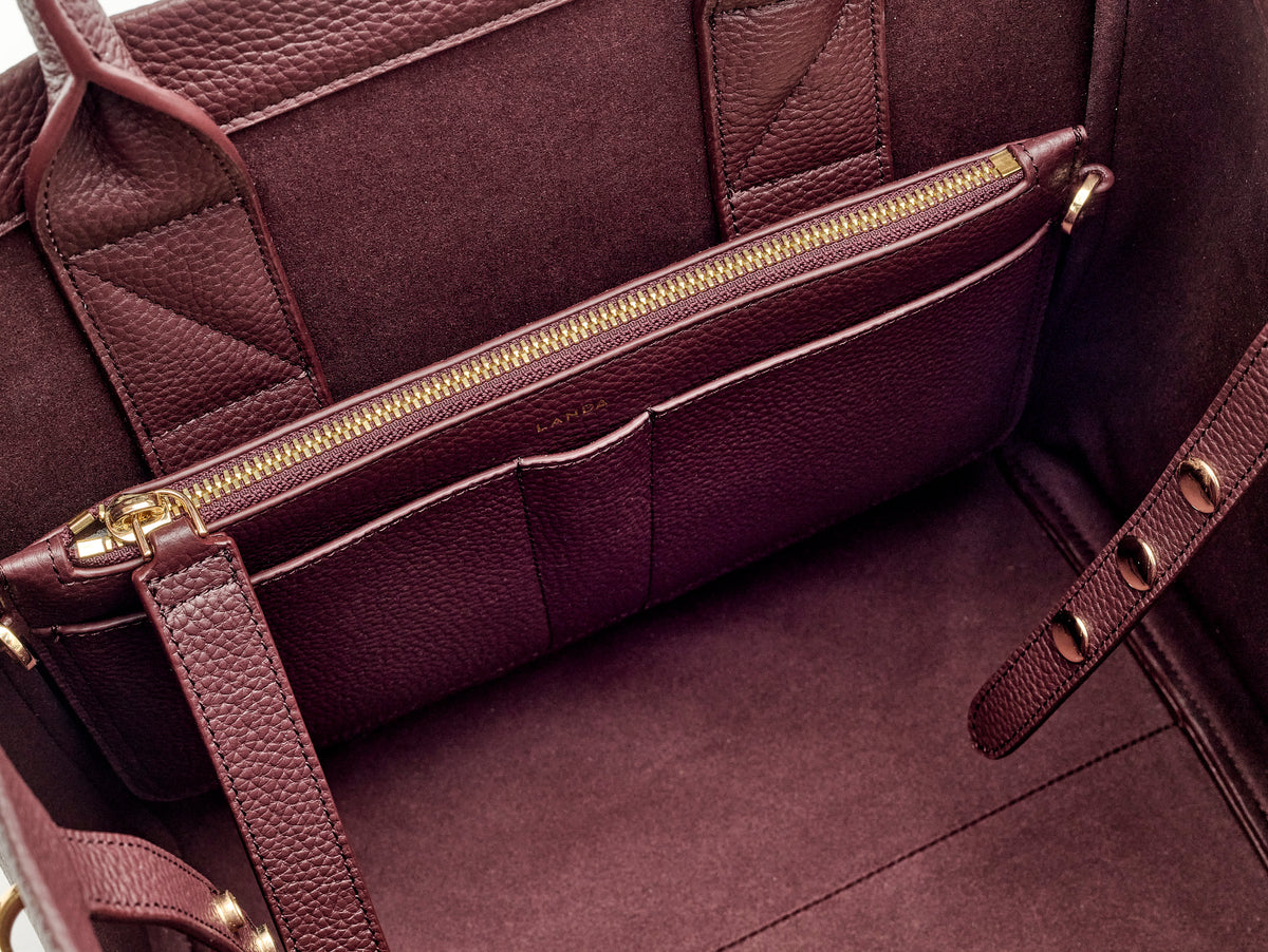 CASTANA DAY BAG BURGUNDY