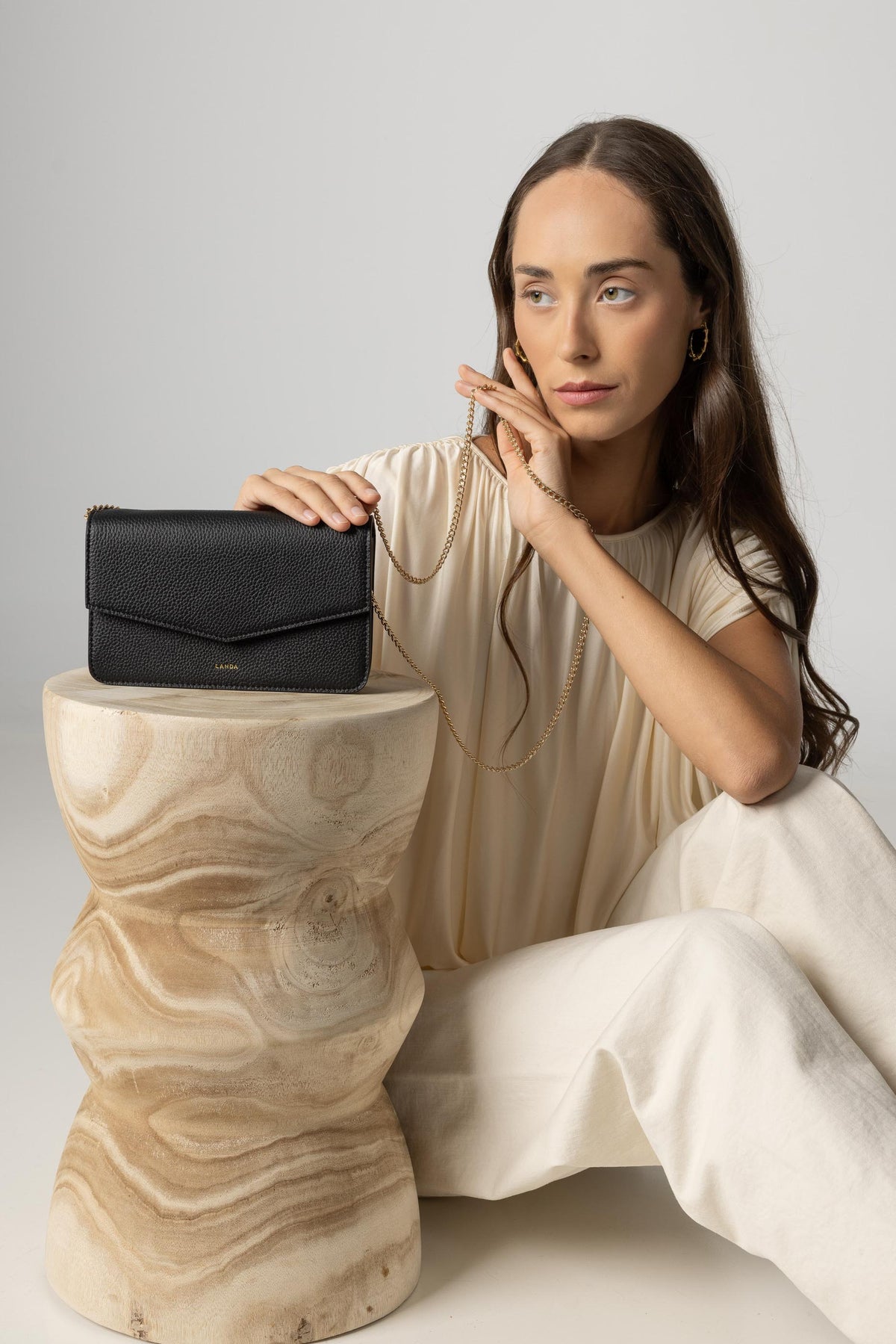 TILIA CLUTCH BLACK PEBBLED LEATHER