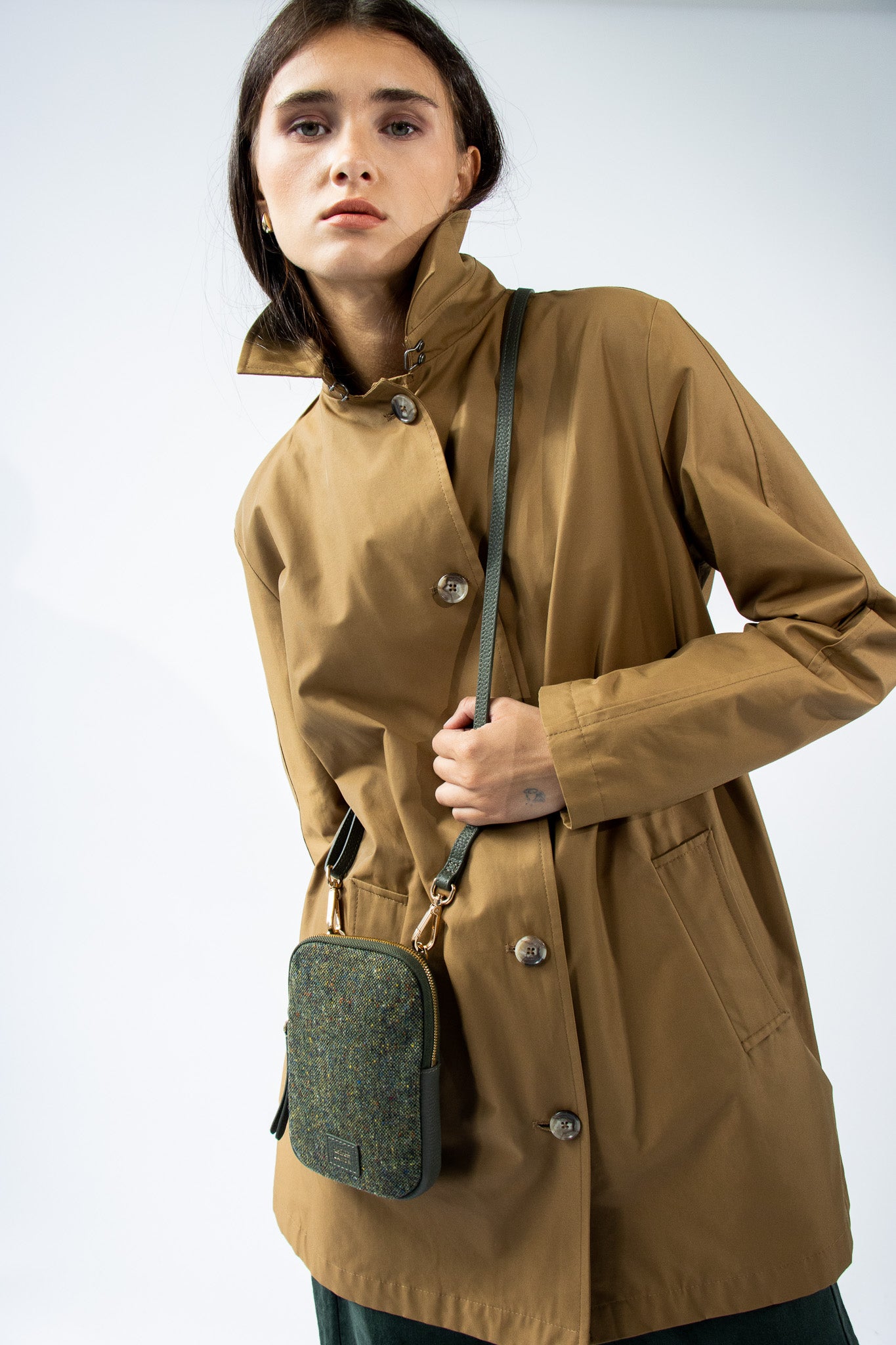 CASSIA Leather & Tweed Crossbody Bag Green - LANDA x Magee 1866