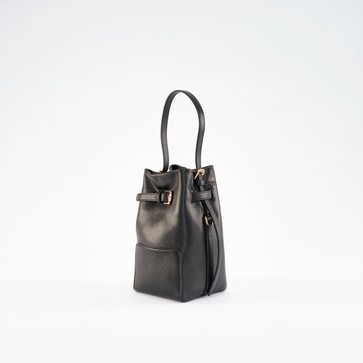 BAOBAB Bucket Bag Black - LANDA 