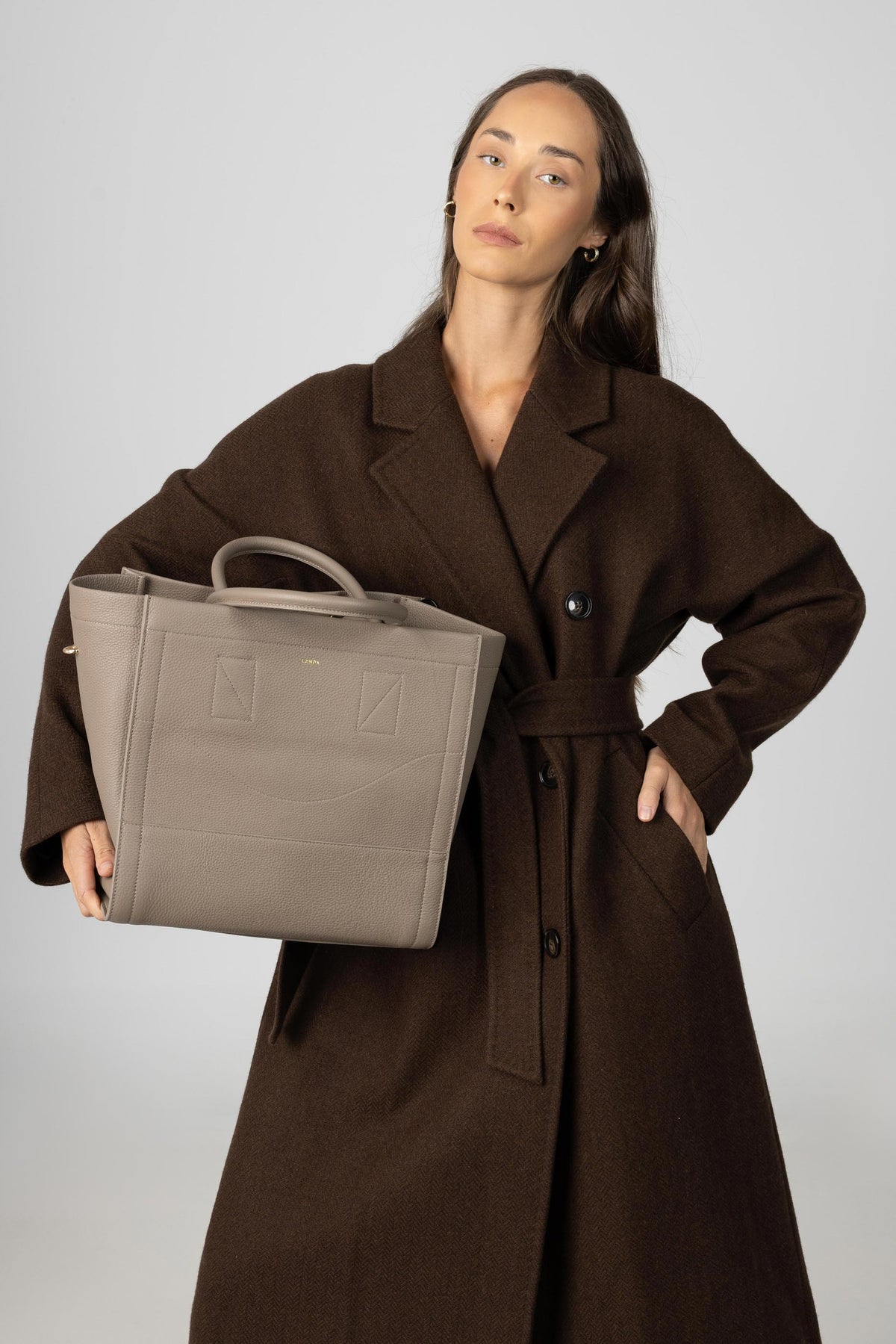CASTANA DAY BAG TAUPE