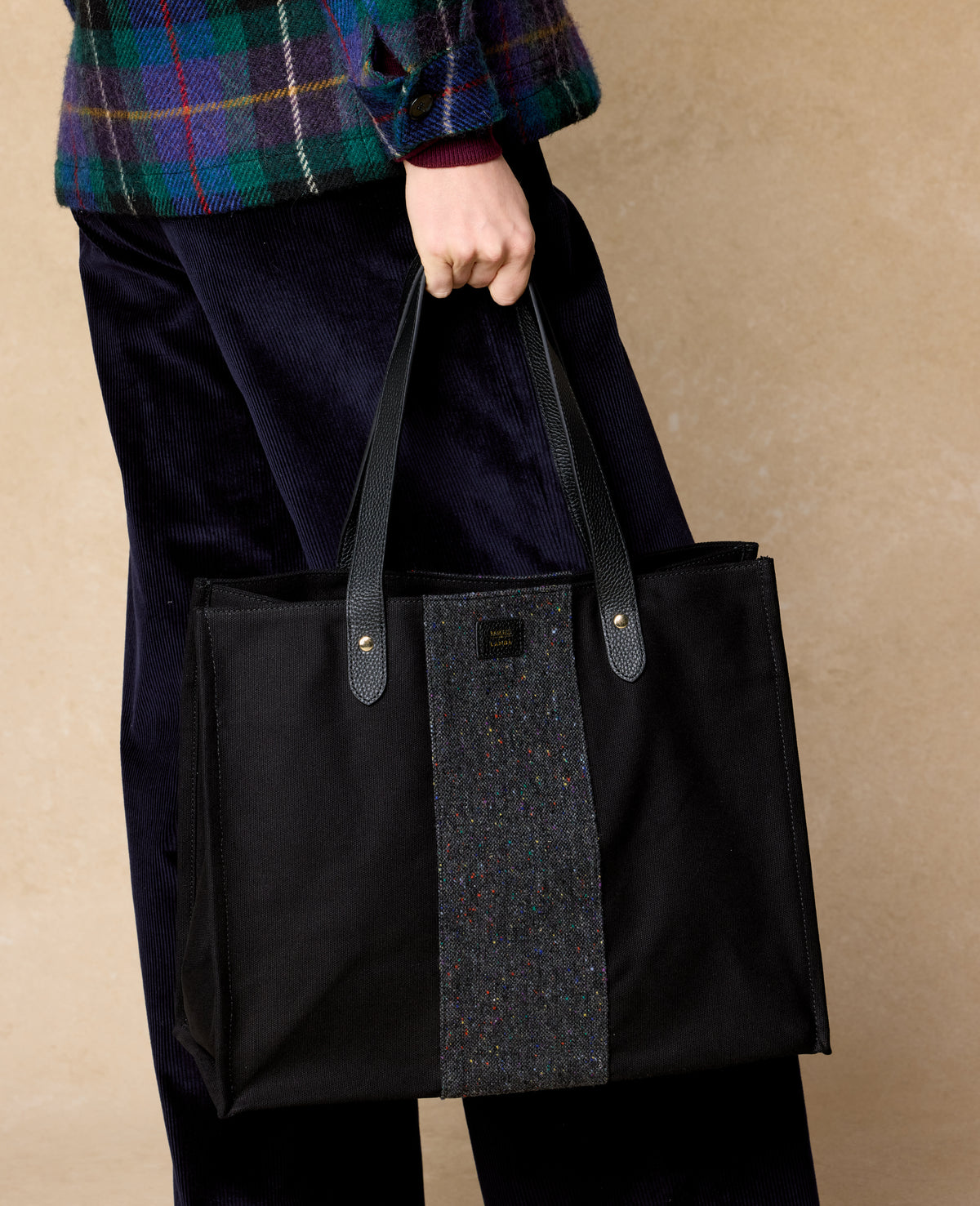 OMBU Shopper in Black | MAGEE 1866 x LANDA