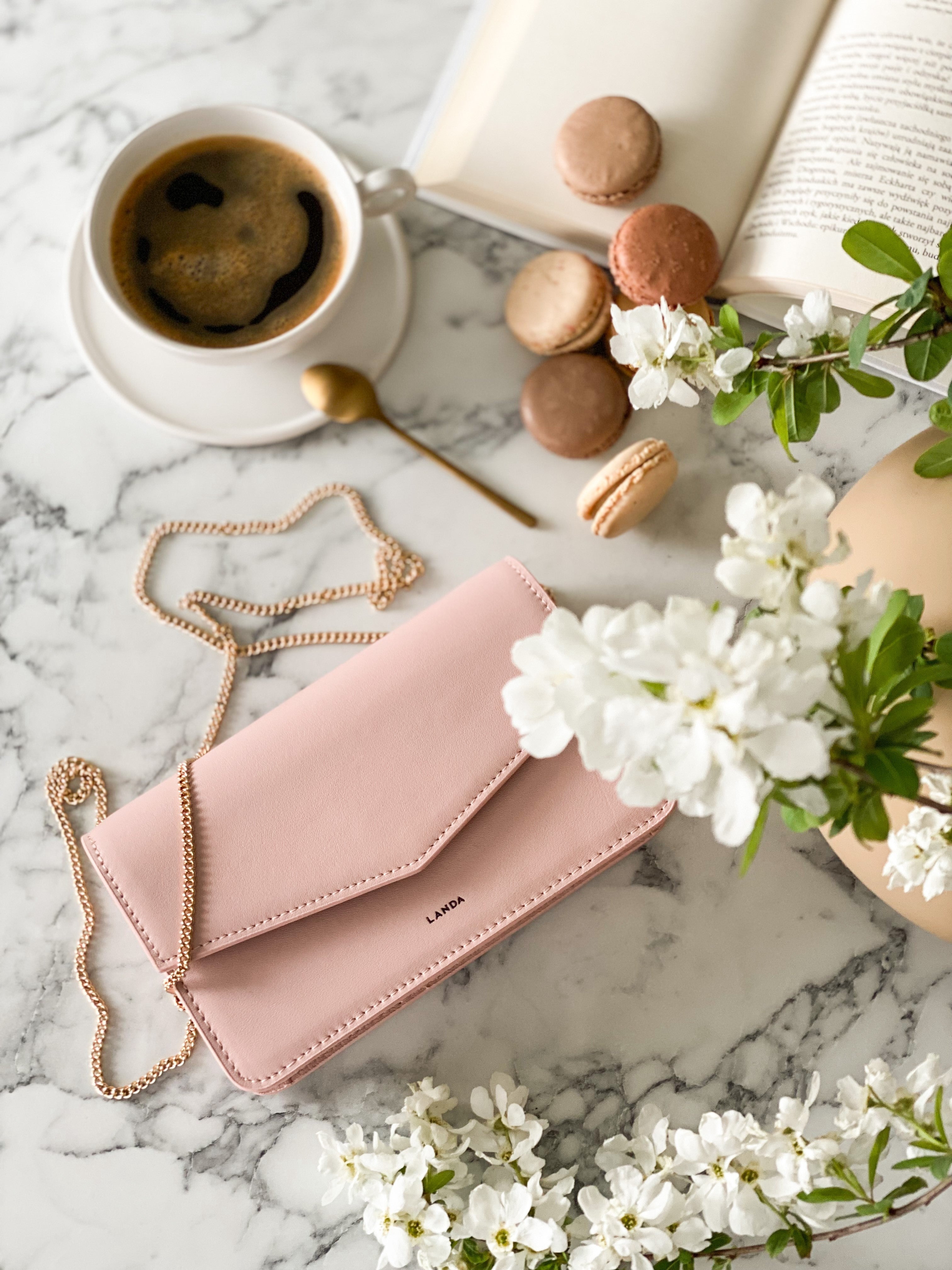 TILIA CLUTCH OR CROSSBODY PINK